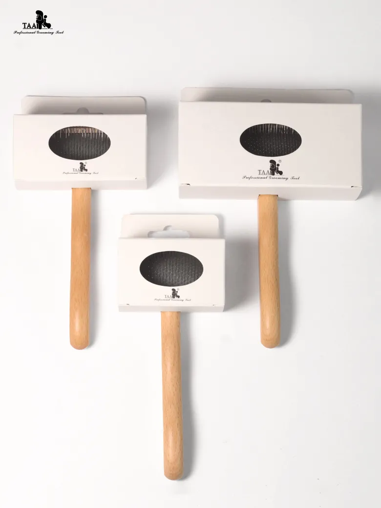 Большая мягкая пуходерка-slicker со средними зубцами TAA Comb Wood L — Фото 8