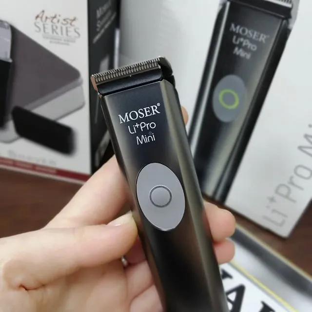 Moser Li-Pro Mini Paw and Muzzle Trimmer — Photo 9